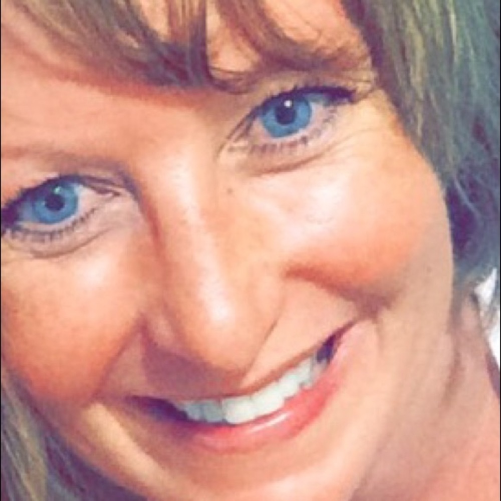 Meet your Posher, Debra